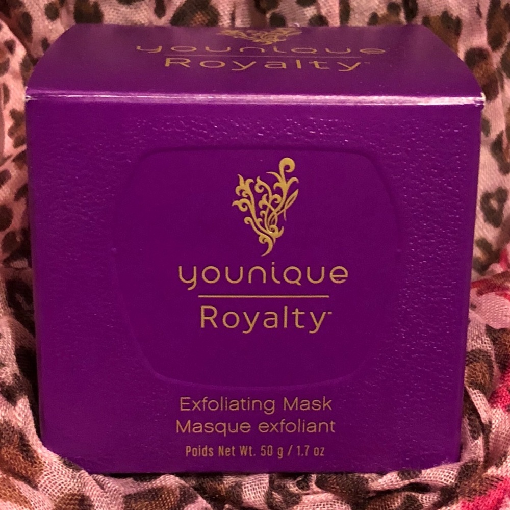 Younique Royalty Exfoliating Mask
